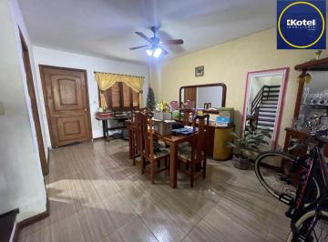 Casa · 258m² · 3 Quartos · 2 Vagas · **Casa Residencial à Venda em Porto Alegre, Rio Grande do Sul**