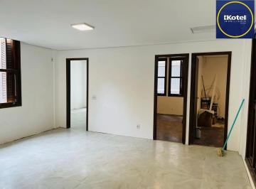 Casa · 106m² · 3 Quartos · 1 Vaga · Apartamento Bairro centro- 3 dormitórios ,Sendo 1 suíte.