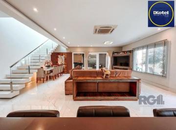 Casa · 242m² · 3 Quartos · 2 Vagas · Excelente residência com aproximadamente 242m² privativos,