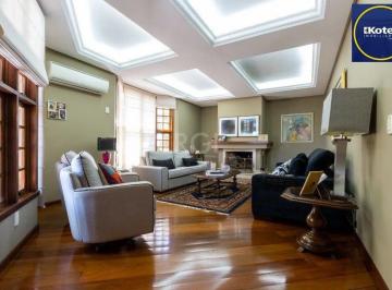Casa · 445m² · 4 Quartos · 3 Vagas · Casa à venda - em Nonoai