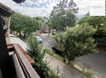 Casa · 105m² · 3 Quartos · 1 Vaga · Casa com 03 quartos e 01 vaga no Bairro Cristal