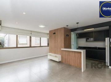 Apartamento · 70m² · 2 Quartos · 1 Vaga · Excelente apartamento de 70m² com 2 dormitórios e 1 vaga.