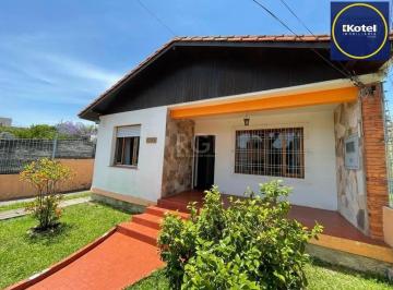 Casa · 254m² · 3 Quartos · 2 Vagas · Casa à venda - em Tristeza