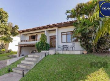 Casa · 450m² · 3 Quartos · 3 Vagas · Casa à venda - em Cavalhada