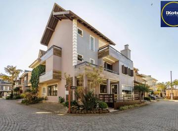 Casa · 226m² · 4 Quartos · 3 Vagas · Casa de esquina com 4 dormitórios no Ecoville