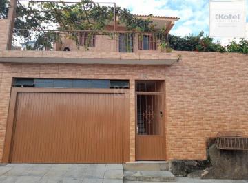 Casa · 100m² · 3 Quartos · Casa à venda - na Cascata
