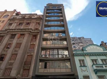 Comercial · 157m² · Sala em andar inteiro com 157,44 privativos