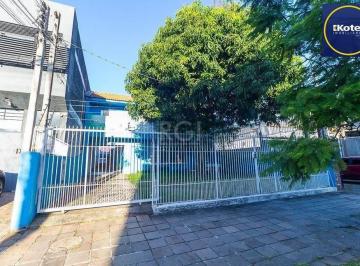 Casa · 354m² · 9 Quartos · 5 Vagas · Casa com 9 dormitórios no bairro São Geraldo, pode ser comercial
