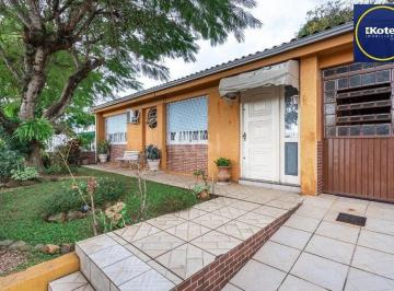 Casa · 325m² · 3 Quartos · 3 Vagas · Casa Condominio para Venda - 325m², 3 dormitórios, 3 vagas - Teresópolis