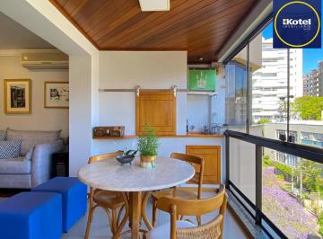 Apartamento · 141m² · 3 Quartos · 2 Vagas · Apartamento 3 dormitório, 2 vagas e depósito a poucos metros do Parcão