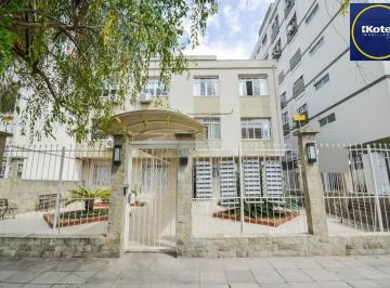 Apartamento · 69m² · 2 Quartos · Apartamento à venda com 2 dormitórios 69 m² no Bairro Menino Deus