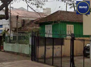 Casa · 60m² · 2 Quartos · Vende-se casa de madeira, com dois dormitórios, banheiro, sala e cozinha. Locali