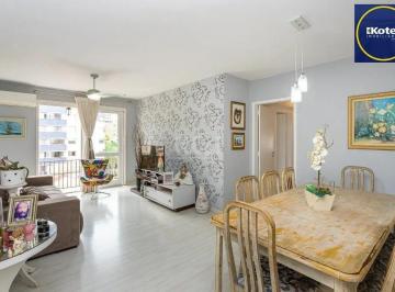Apartamento · 122m² · 3 Quartos · 1 Vaga · Apartamento de 03 dormitórios (01suíte), com vaga, no bairro São João, em Porto