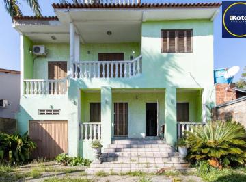 Casa · 240m² · 3 Quartos · 4 Vagas · Casa à venda - em Espírito Santo