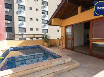 Apartamento · 245m² · 3 Quartos · 2 Vagas · Cobertura dos sonhos em localização privilegiada!