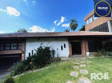 Casa · 364m² · 4 Quartos · 4 Vagas · Linda Casa Vila Assunção, com vista para o rio.