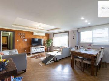 Apartamento · 125m² · 3 Quartos · 1 Vaga · Apartamento reformado de 124m² privativos- 3 dormitórios sendo 1 suíte no bairro