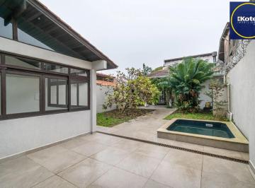 Casa · 354m² · 3 Quartos · 3 Vagas · Casa sobrado no bairro Cristal de 3 dormitórios e 3 vagas DESOCUPADA
