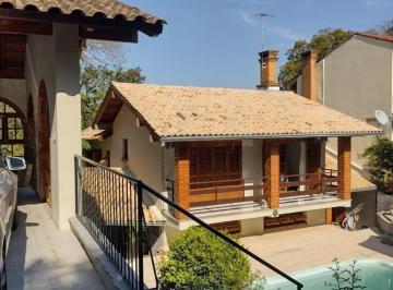 Casa · 350m² · 4 Quartos · 4 Vagas · Linda Casa 4 Dormitórios Piscina, Churrasqueira, 4 Vagas Bairro Guarujá