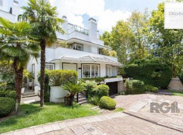 Casa · 741m² · 3 Quartos · 4 Vagas · Casa em condominio, mobiliada com 741m² privativos , com 3 suítes- master