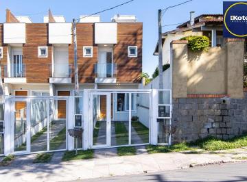 Casa · 104m² · 3 Quartos · 2 Vagas · Ótima casa com 3dormitórios 1 suite no bairro Tristeza
