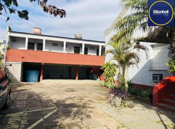 Terreno · 1500m² · Vende terreno pronto para construir, esta é a sua chance! Localizado na Avenida