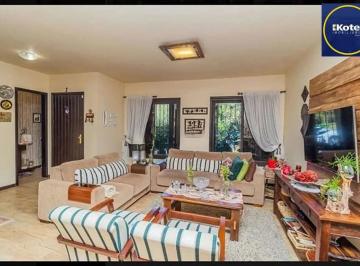 Casa · 280m² · 3 Quartos · 3 Vagas · Casa à venda - em Espírito Santo