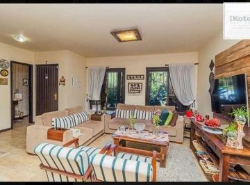 Casa · 280m² · 3 Quartos · 3 Vagas · Casa à venda - em Espírito Santo