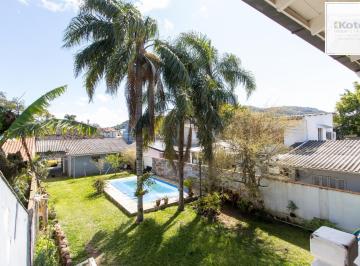 Casa · 250m² · 4 Quartos · 4 Vagas · Sobrado amplo com 4 dormitórios com piscina e casa extra no mesmo terreno – Híp