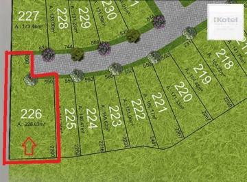 Terreno · 329m² · Oportunidade!! Terreno em condomínio fechado com ótima infraestrutura!!!
