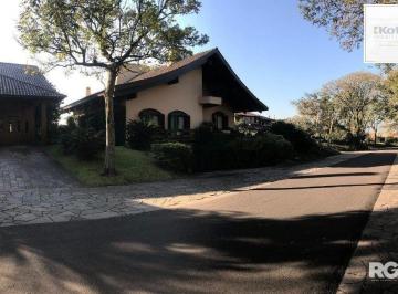 Casa · 498m² · 3 Quartos · 4 Vagas · Casa à venda - em Cavalhada