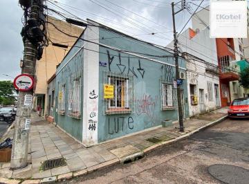 Casa · 64m² · 2 Quartos · Casa de esquina com 64m², próximo ao Cais Embarcadero