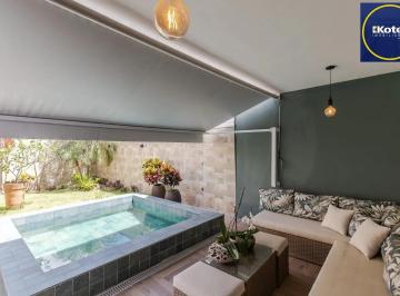 Casa · 184m² · 3 Quartos · 2 Vagas · Casa em Condomínio com 3 quartos, 3 vagas e 184m² para vender por R$ 1.180.000 R