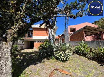 Casa · 250m² · 3 Quartos · 5 Vagas · Casa à venda - em Guarujá