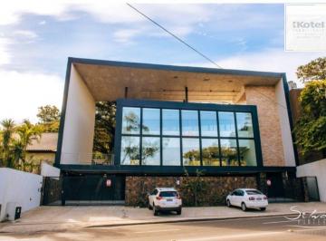 Comercial · 1892m² · 14 Vagas · Prédio comercial no bairro Pedra Redonda