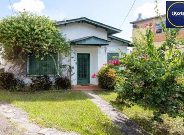 Casa · 300m² · 3 Quartos · Casa para Venda - 300m², 3 dormitórios, Medianeira