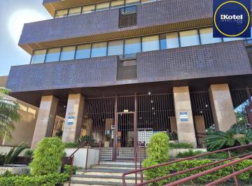 Comercial · 175m² · 7 Quartos · 2 Vagas · Sala com 6 divisórias e 2 vagas