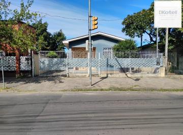 Casa · 110m² · 3 Quartos · 3 Vagas · Casa térrea 3 dormitórios, 2 vagas cobertas as demais descobertas bairro cristal