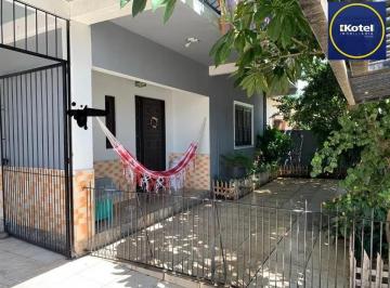 Casa · 200m² · 7 Quartos · 4 Vagas · Casa de 200m², bairro Sarandi