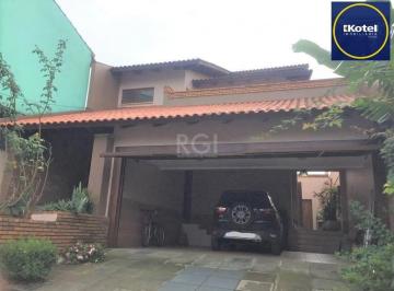 Casa · 270m² · 3 Quartos · 3 Vagas · Casa de 270m² - 3 dormitórios, 1 suíte, churrasqueira, pátio e 3 vagas de garage