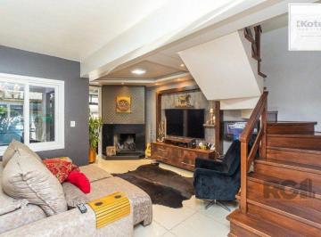Casa · 171m² · 3 Quartos · 2 Vagas · BELÍSSIMA CASA 3 SUÍTES NO CORAÇÃO DO BAIRRO TRISTEZA