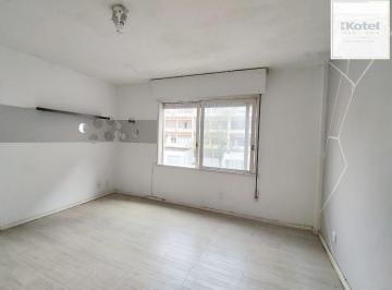 Apartamento · 40m² · 1 Quarto · Excelente ap 1D com Suíte, cozinha planejada e banheiro reformado. Lima e Silva,