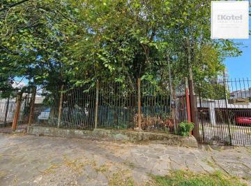 Terreno · 426m² · Terreno plano de 426 m², localizado na Rua Padre João Batista Reus,