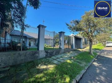 Casa · 196m² · 3 Quartos · 6 Vagas · Casa à venda - em Medianeira