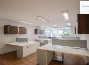 Comercial · 107m² · 2 Quartos · 3 Vagas · Conjunto comercial com 2 salas integradas, 2 banheiros e 3 vagas de garagem.