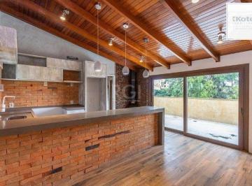 Apartamento · 140m² · 3 Quartos · 1 Vaga · Cobertura de 140m² - 3 dormitórios, 2 banheiros, terraço com churrasqueira e 1 v