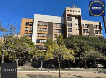 Comercial · 43m² · 1 Quarto · 1 Vaga · Sala comercial mobiliada com 42m² no bairro Praia de Belas DESOCUPADA
