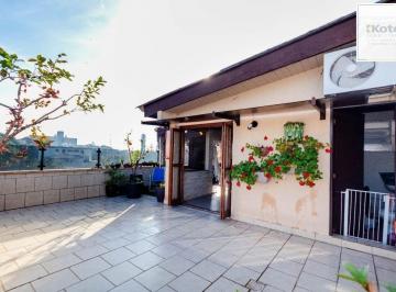 Apartamento · 160m² · 2 Quartos · 1 Vaga · Ótima cobertura, 2 dormitórios e 1 dependência de empregada e 1 vaga coberta.