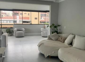 Apartamento · 333m² · 4 Quartos · 3 Vagas · Vende-se apartamento com 4 suítes, 333m² e 3 vagas - Bela Vista
