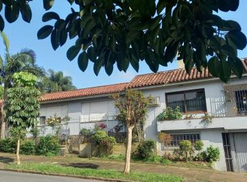 Casa · 360m² · 5 Quartos · 3 Vagas · Casa à venda - em Três Figueiras